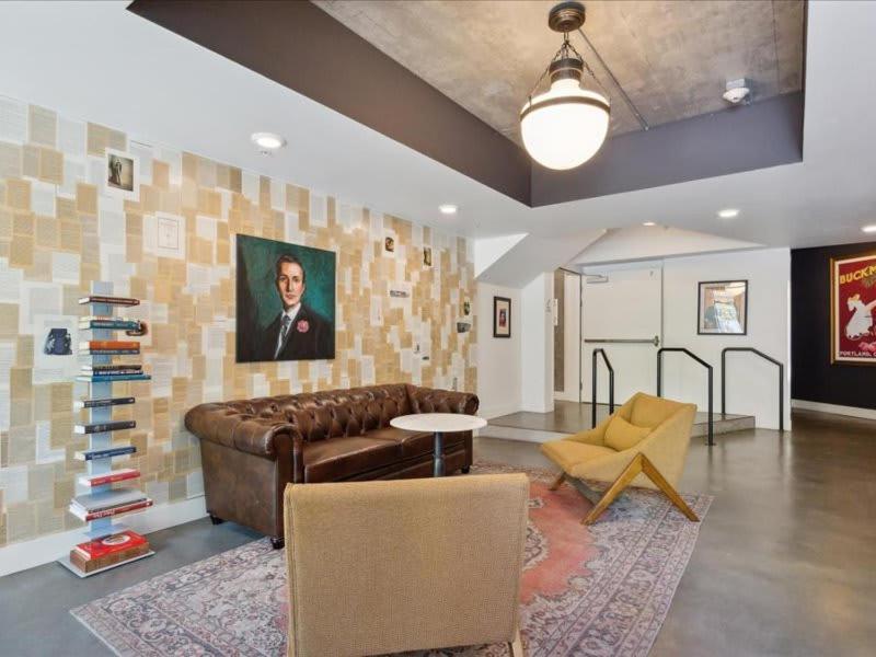Urban Oasis- Stylish Penthouse Retreat In Pdx * Portland